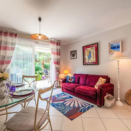 Cap Marine-8 By Interhome *