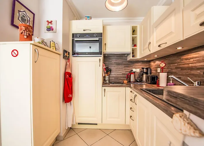 Cap Marine-8 By Interhome * كافالير سور مير