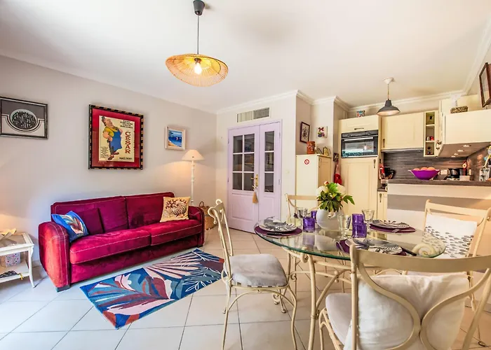 Cap Marine-8 By Interhome